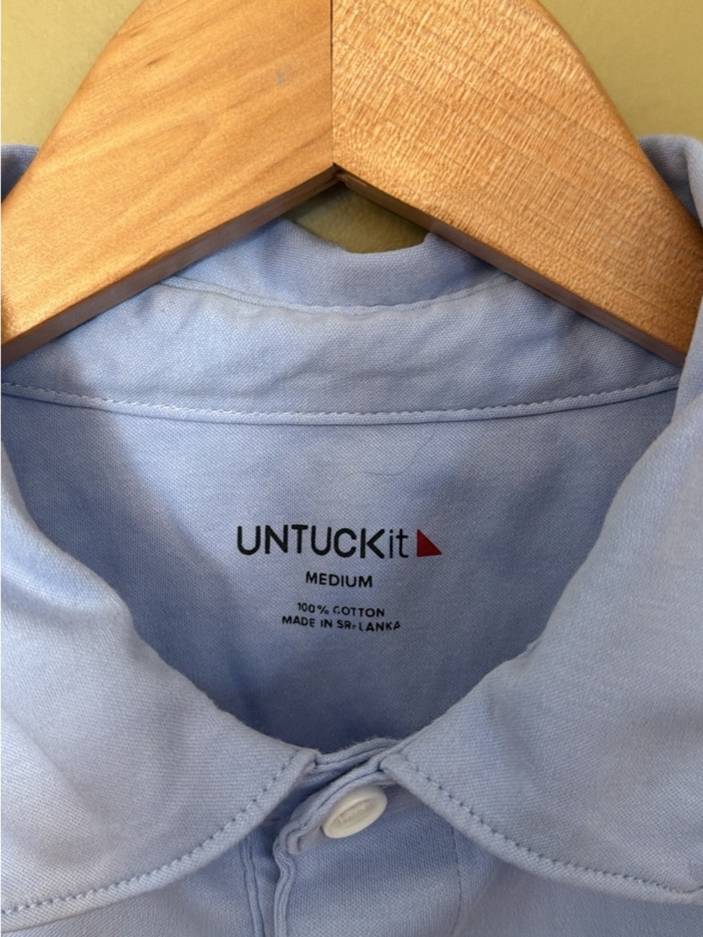 UNTUCKit Men's Light Blue Long-Sleeve Polo - Picture 3 of 3
